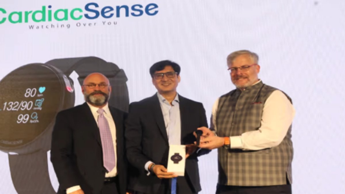 Xplore Lifestyle launches world's first smartwatch with medical certification.