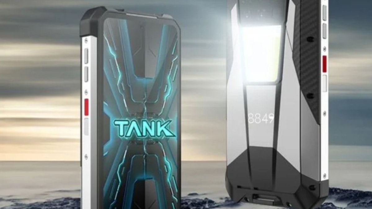 1 kg smartphone launched with 200MP camera, 23800mAh battery, know complete details