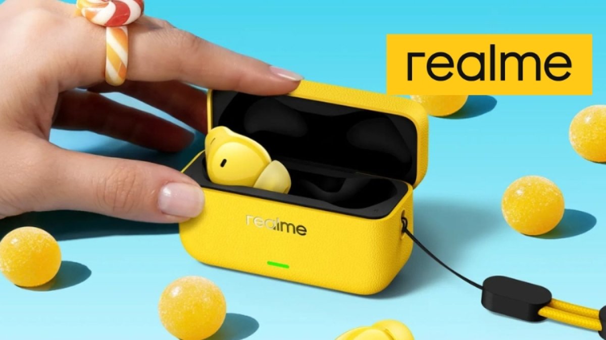 Realme Buds T500 Pro Launched: 56-Hour Battery Life, Pairs with 3 Devices Simultaneously